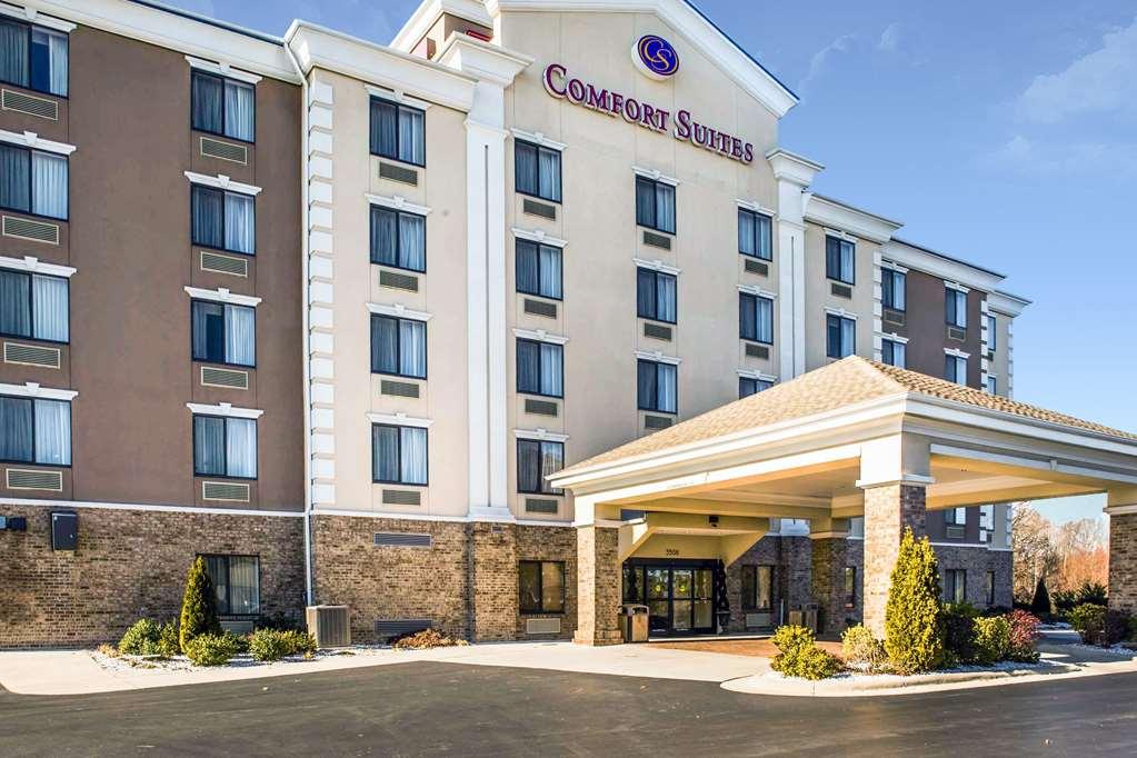 Fairfield By Marriott Inn & Suites Greensboro Coliseum Area Extérieur photo
