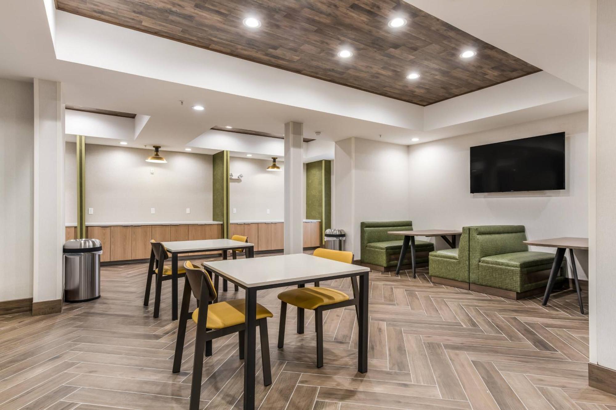 Fairfield By Marriott Inn & Suites Greensboro Coliseum Area Extérieur photo