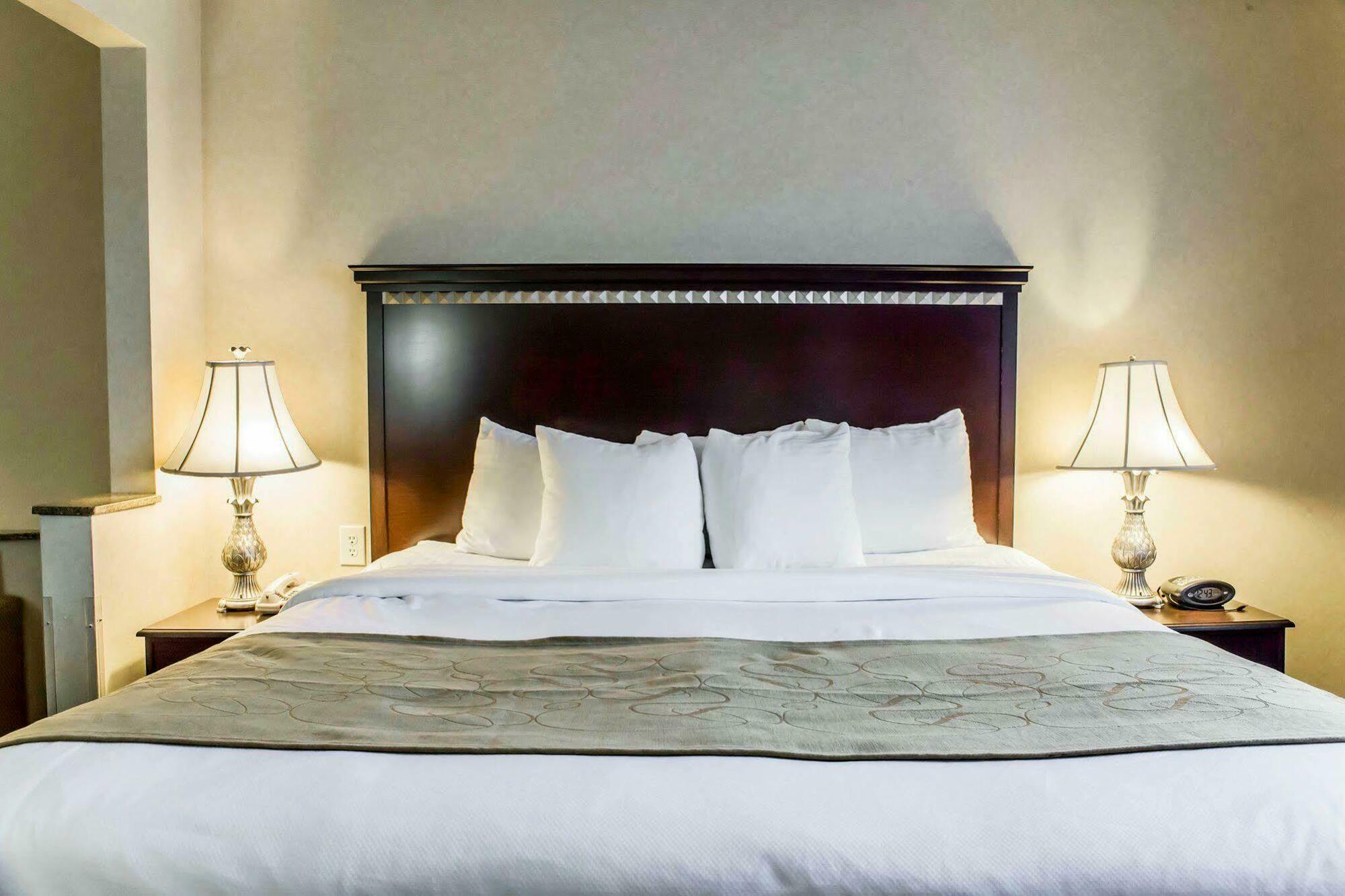Fairfield By Marriott Inn & Suites Greensboro Coliseum Area Extérieur photo
